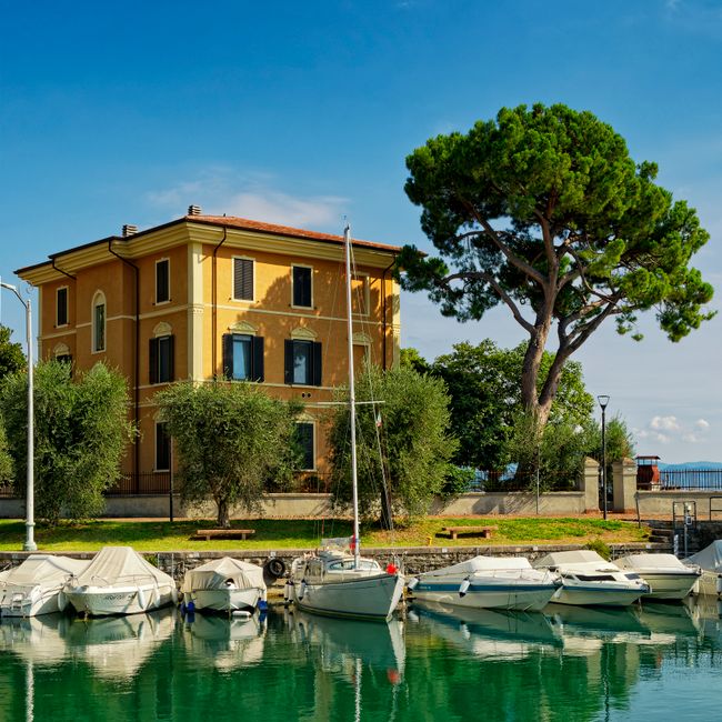 villa